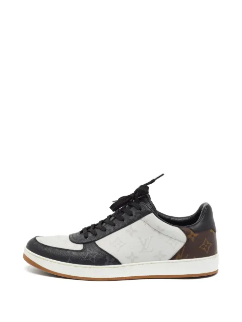 Louis Vuitton Pre-Owned Rivoli canvas sneakers met monogram