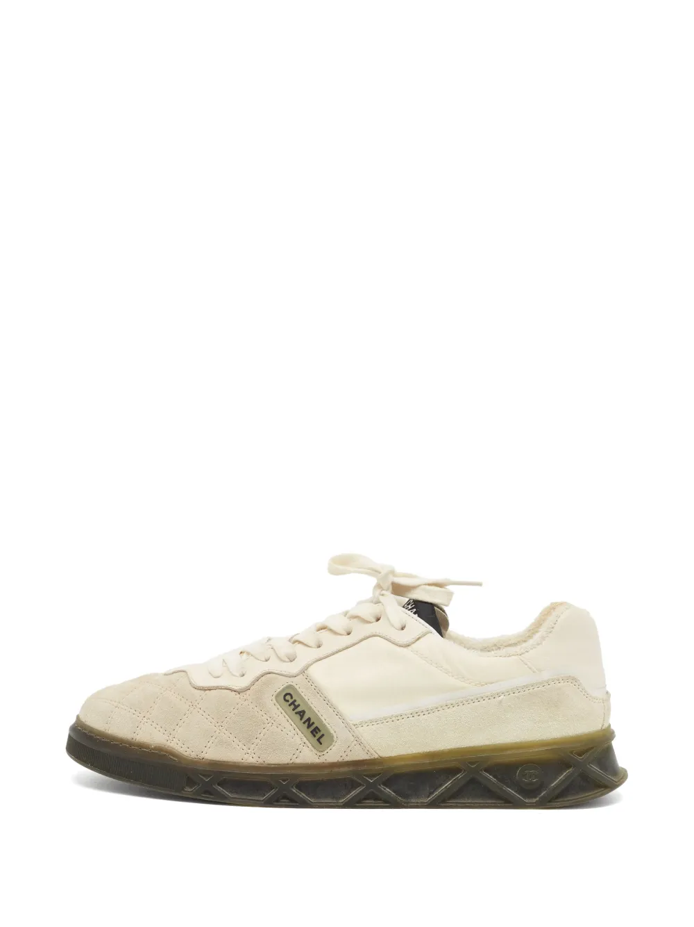 CHANEL Pre-Owned quilted suede CC sneakers - Nude