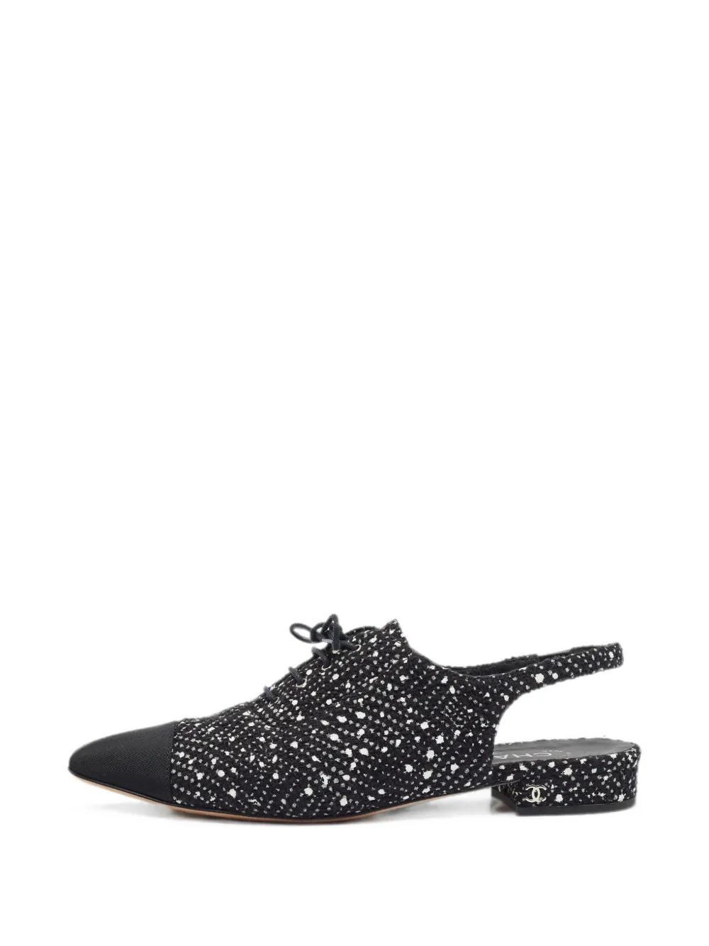 CHANEL Pre-Owned CC lace-up slingback flat pumps - Schwarz