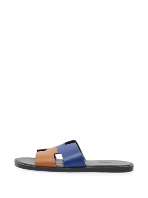 Hermès Pre-Owned Izmir H-cut flat sandals