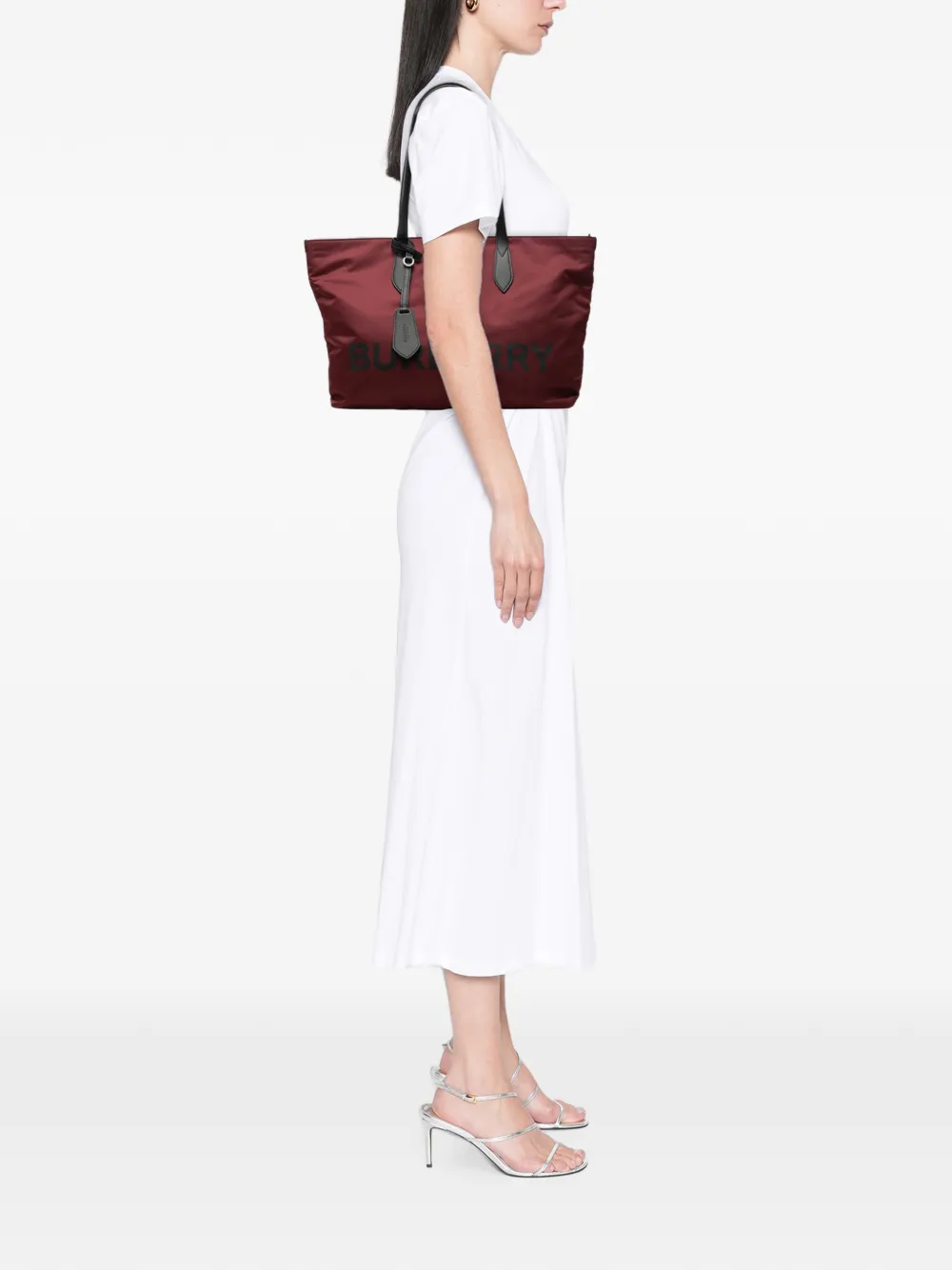 Burberry Pre-Owned 2018-2026 Medium Econyl Nylon Logo Ardwell tote bag - Rot