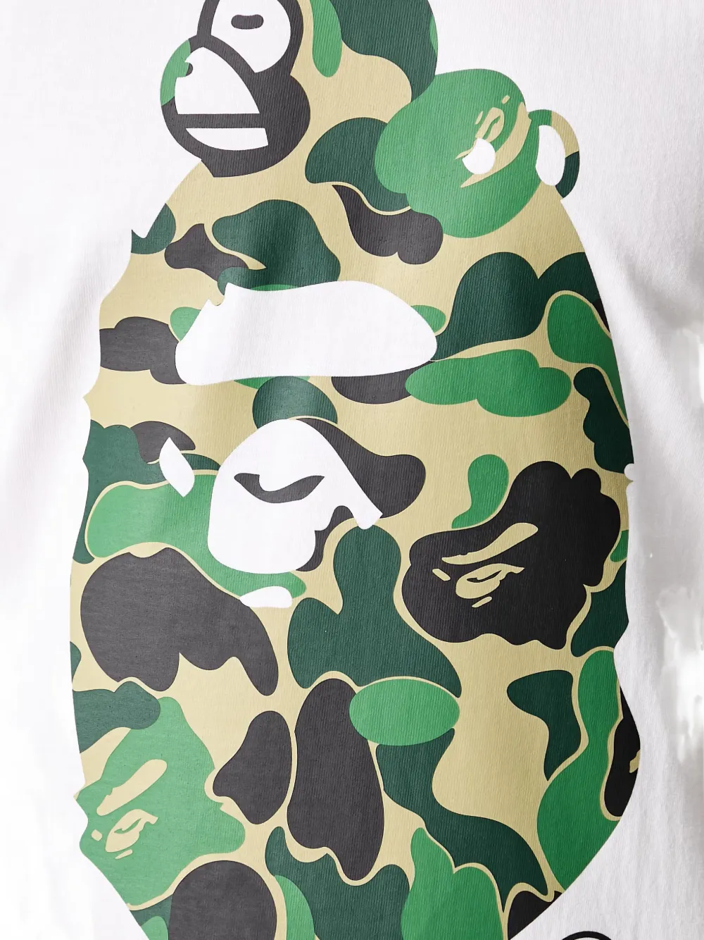 A BATHING APE T-shirt met camouflageprint Wit