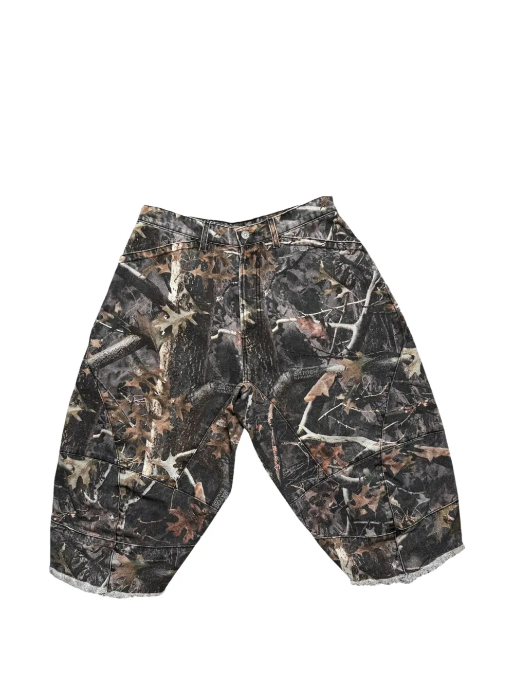 SATOSHI NAKAMOTO Carpenter-Shorts mit Camouflage-Print - Schwarz