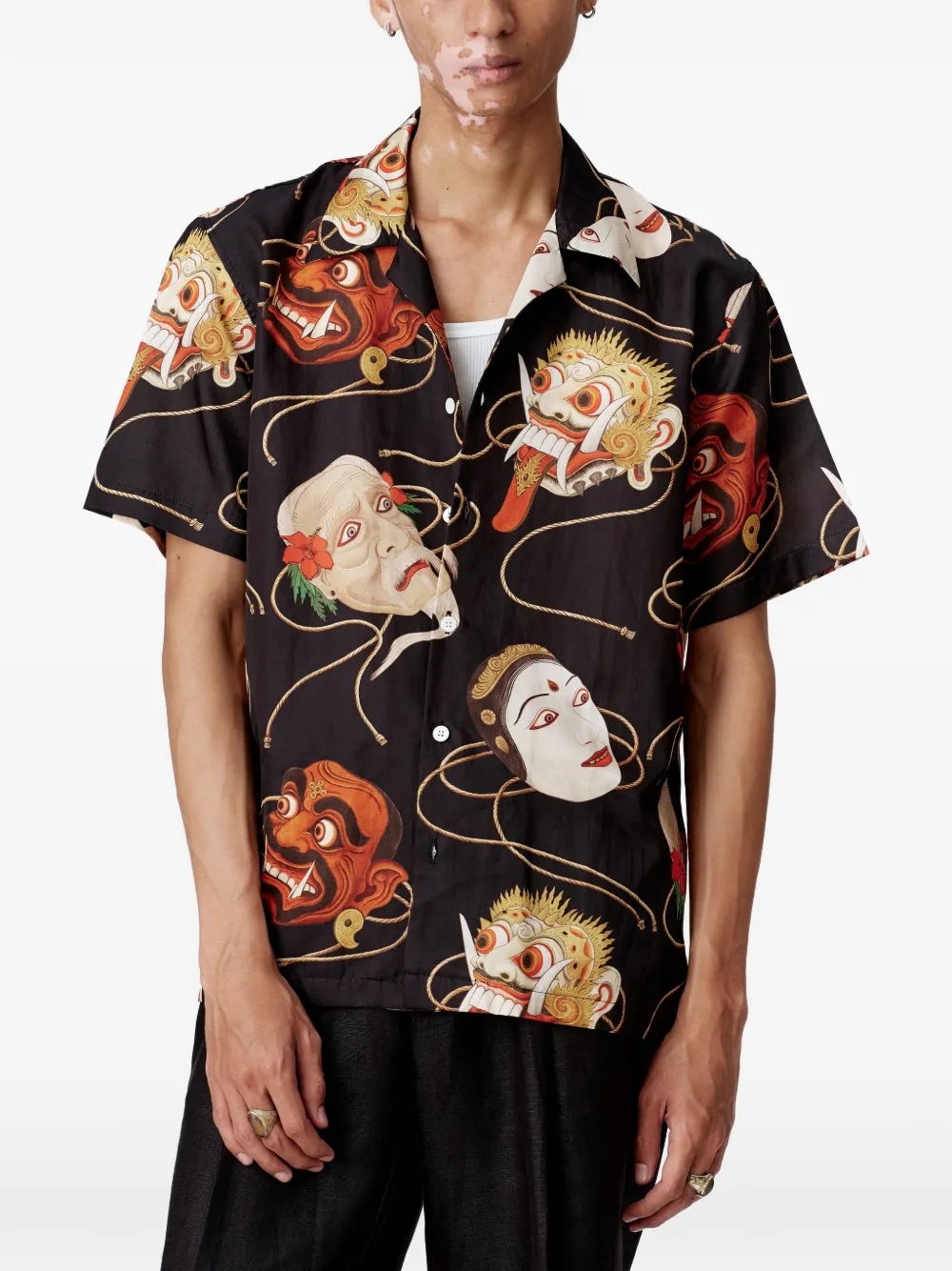 Endless Joy Topeng overhemd met grafische print Zwart