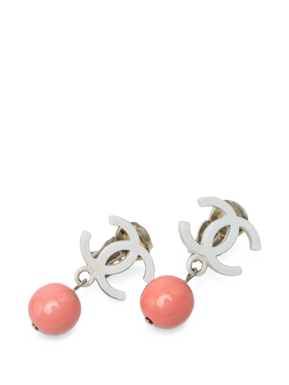 CHANEL Pre-Owned 2004 vergoldete CC Ball Hängeohrclips aus Kunstharz - Weiß