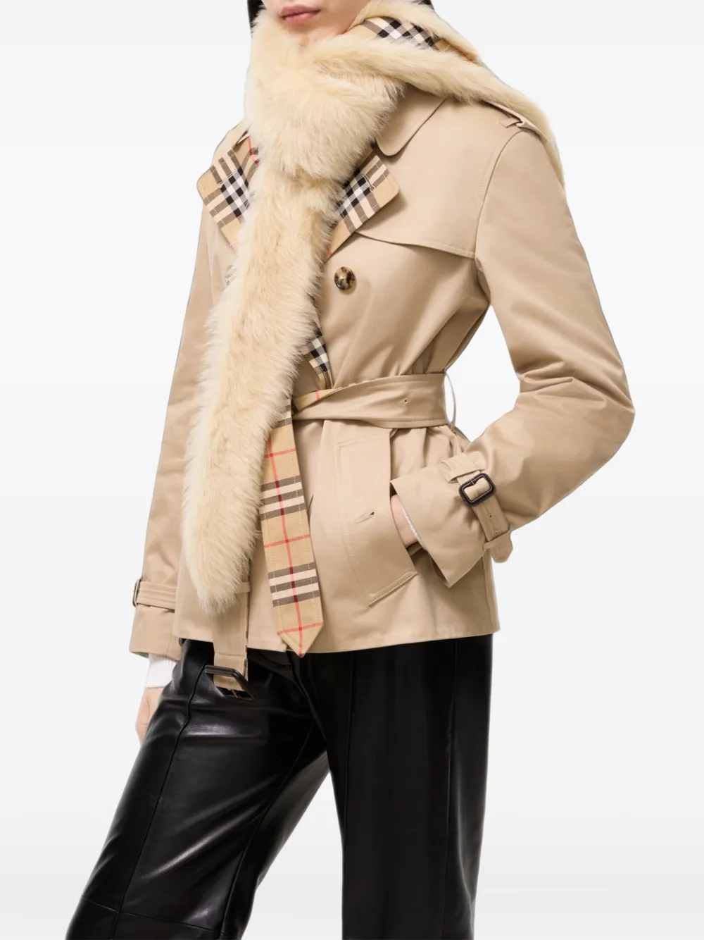Burberry Sjaal van lamsbont Beige