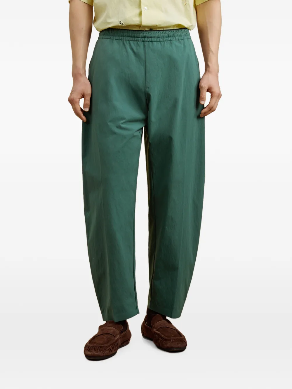 CROQUIS Ruimvallende broek met gewelfde pijpen Groen