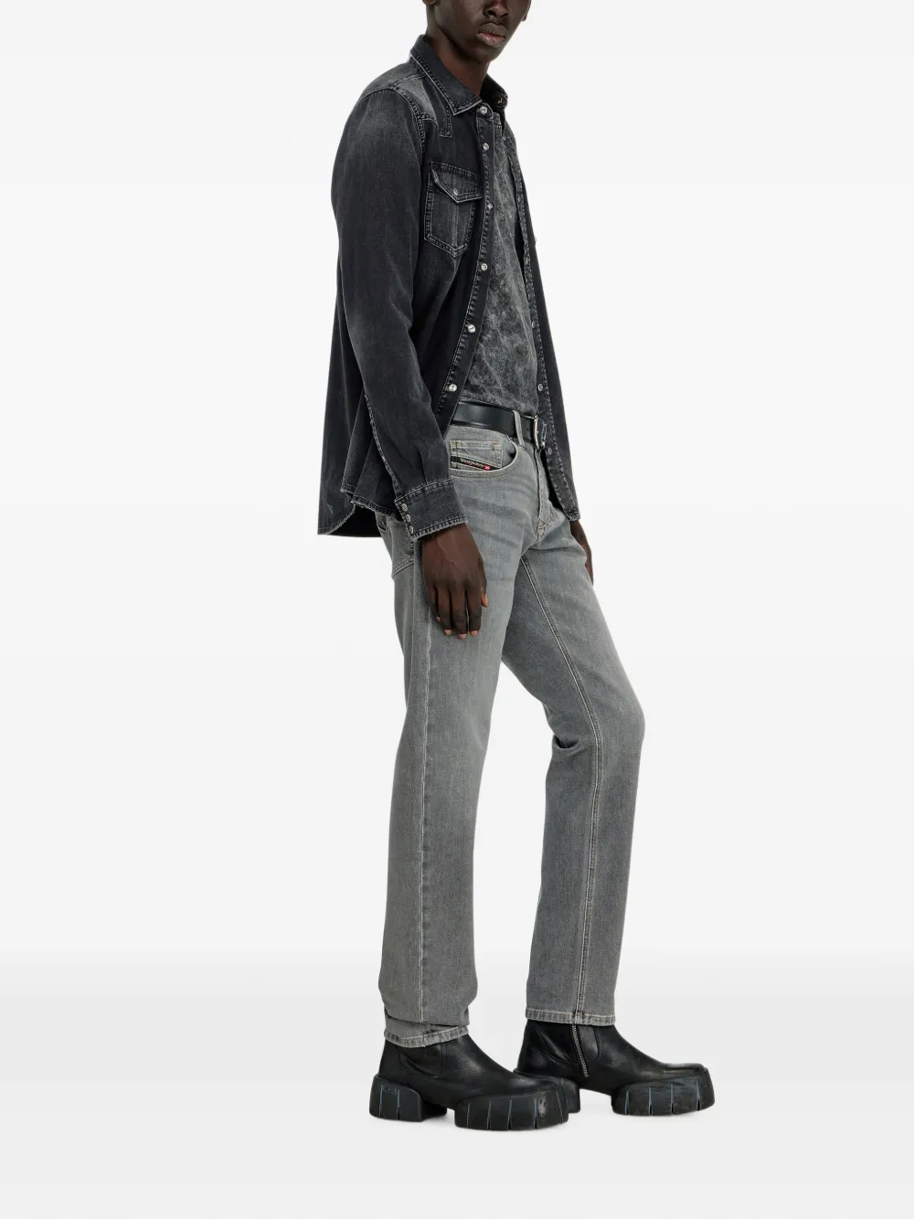 Diesel 1986 Larkee-Beex regular-fit low-waist jeans Grijs