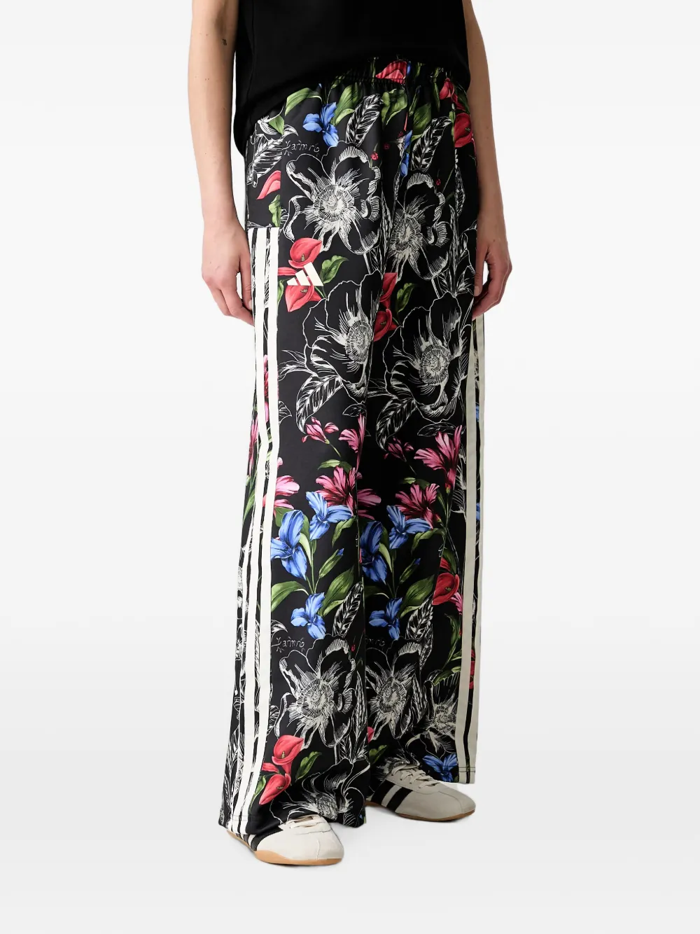 adidas x Farm Rio House of Tiro floral-print side-stripe track pants Zwart