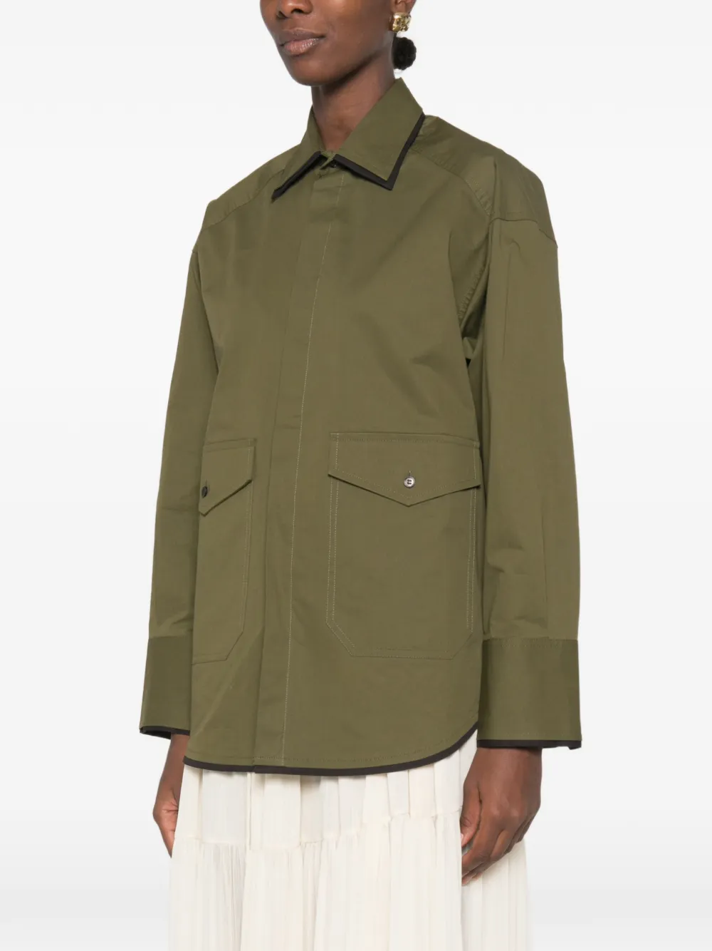 Plan C Blouse met contrasterende afwerking en klepzak Groen