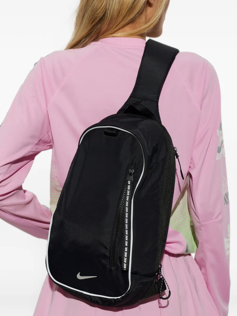 Nike Commute sling bag Zwart