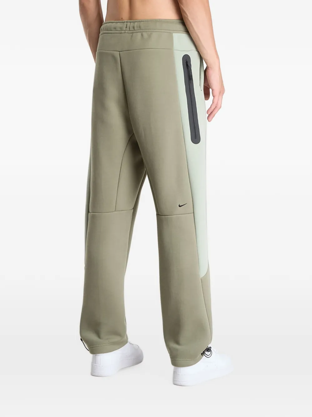 Nike Tech Fleece color-block track pants Groen