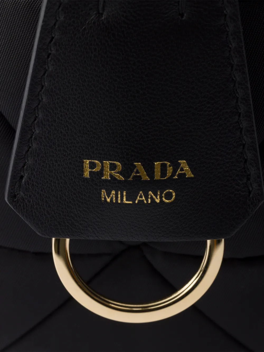 Prada Re-Nylon gewatteerde schoudertas Zwart