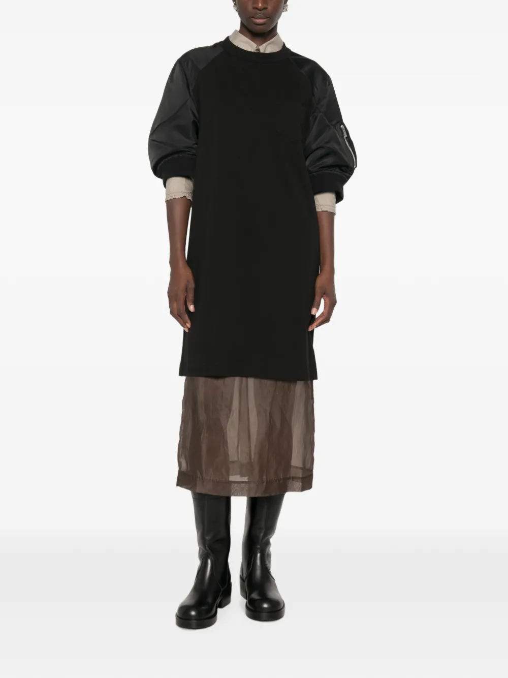 sacai midi-jurk met satijnen mouwen en zakdetail Zwart