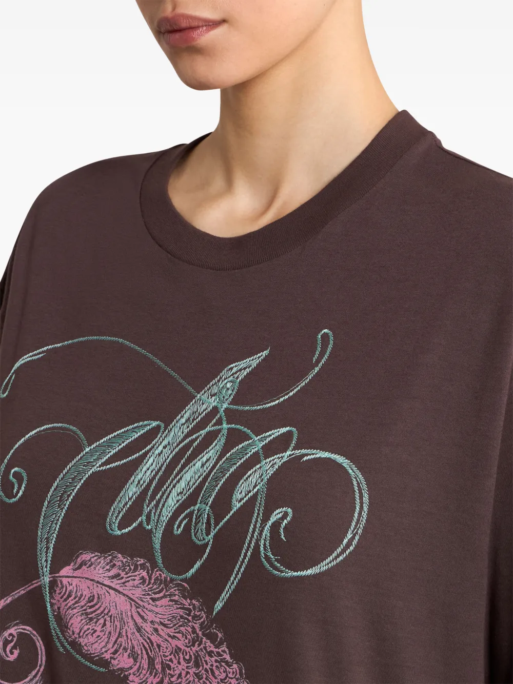 ETRO Katoenen T-shirt met geborduurd logo en veren-print Bruin