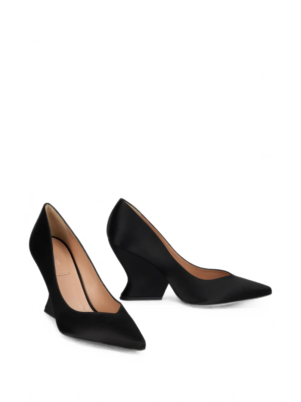 Alberta Ferretti Pumps met sculpturale hak en puntige neus Zwart