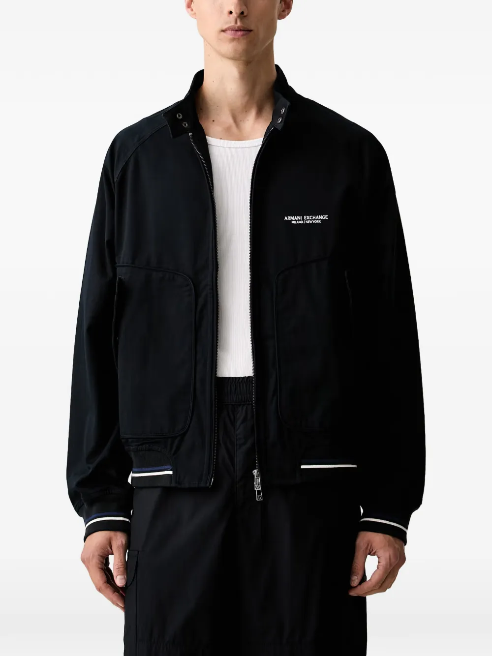 Armani Exchange 로고 프린트 하이 넥 재킷 | 블루 | Image 1