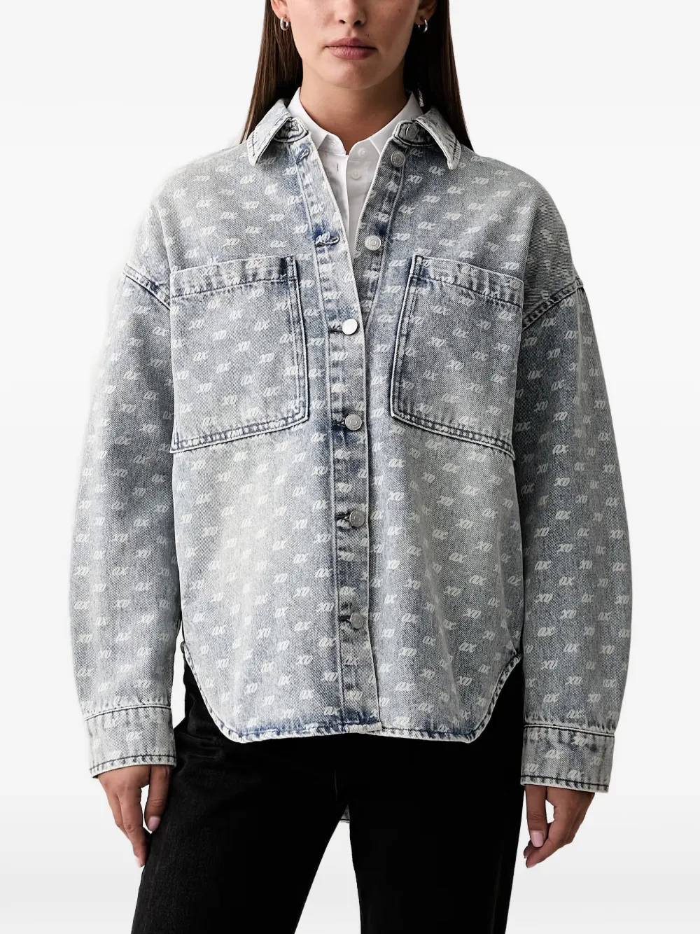 Armani Exchange logo-print denim shirt - Blau