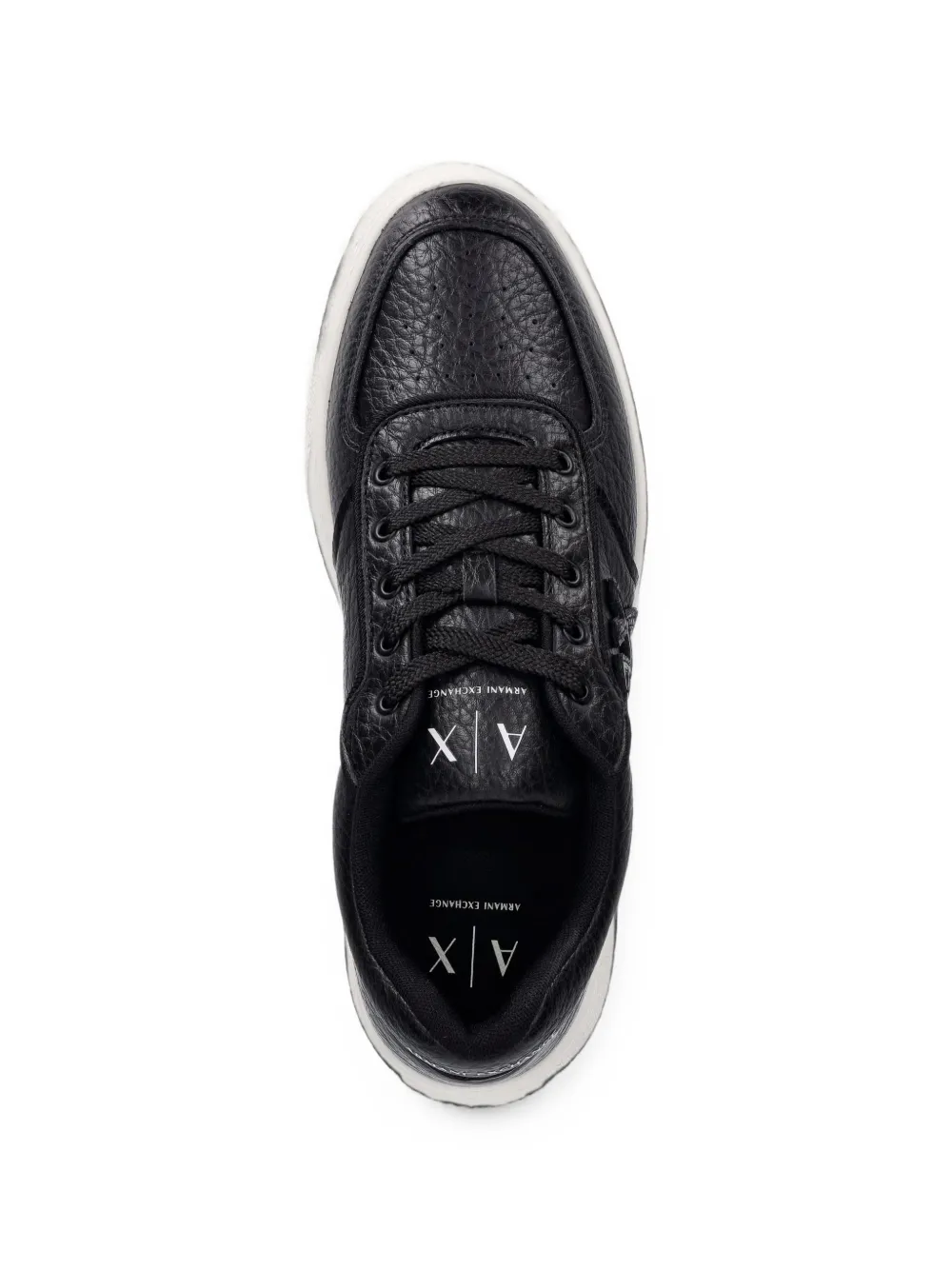 Armani Exchange logo-patch pebbled sneakers Zwart
