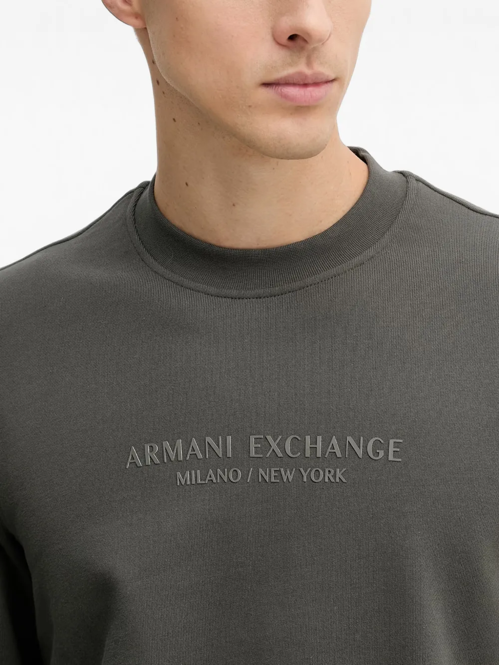 Armani Exchange logo-print crew-neck sweatshirt Groen