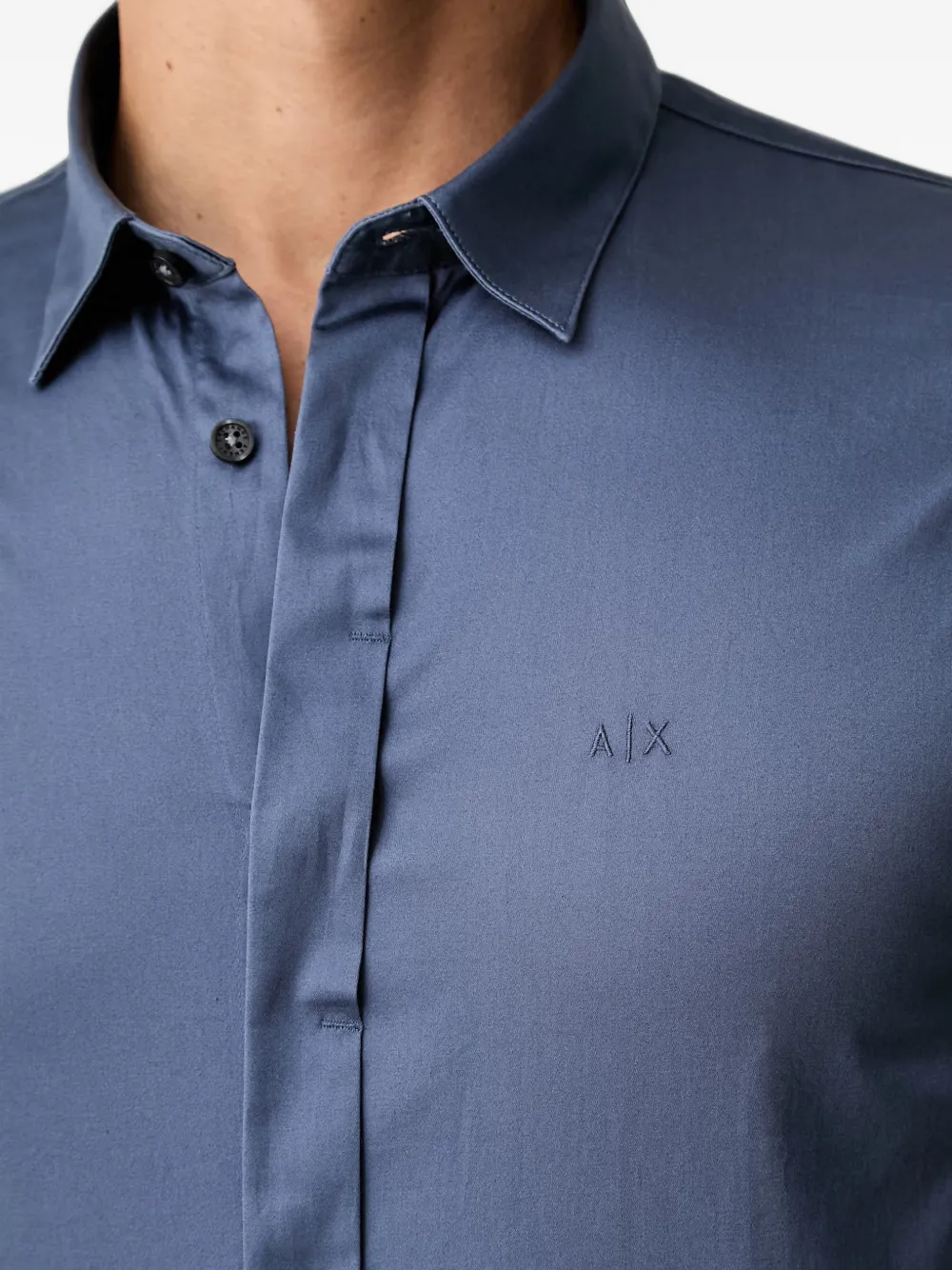 Armani Exchange Slim-fit overhemd met geborduurd logo Blauw