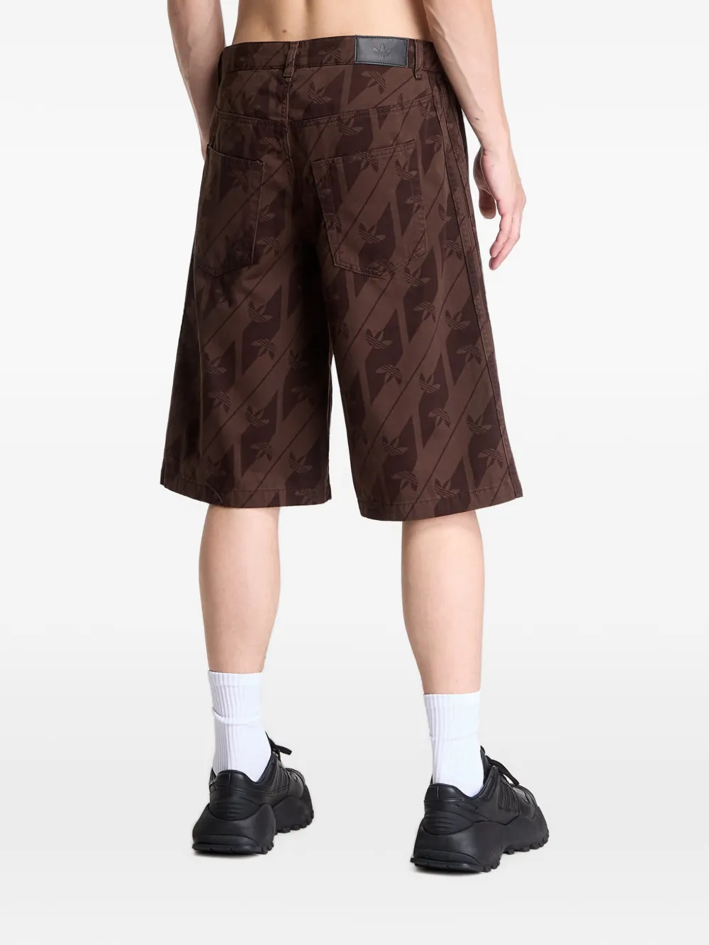 adidas Shorts met monogramprint Bruin
