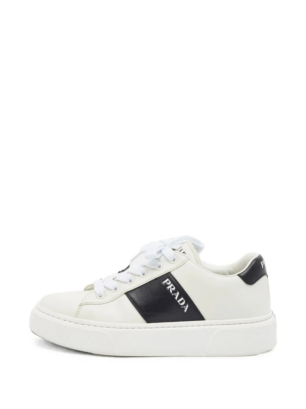 Prada Pre-Owned round-toe lace-up sneakers - Weiß