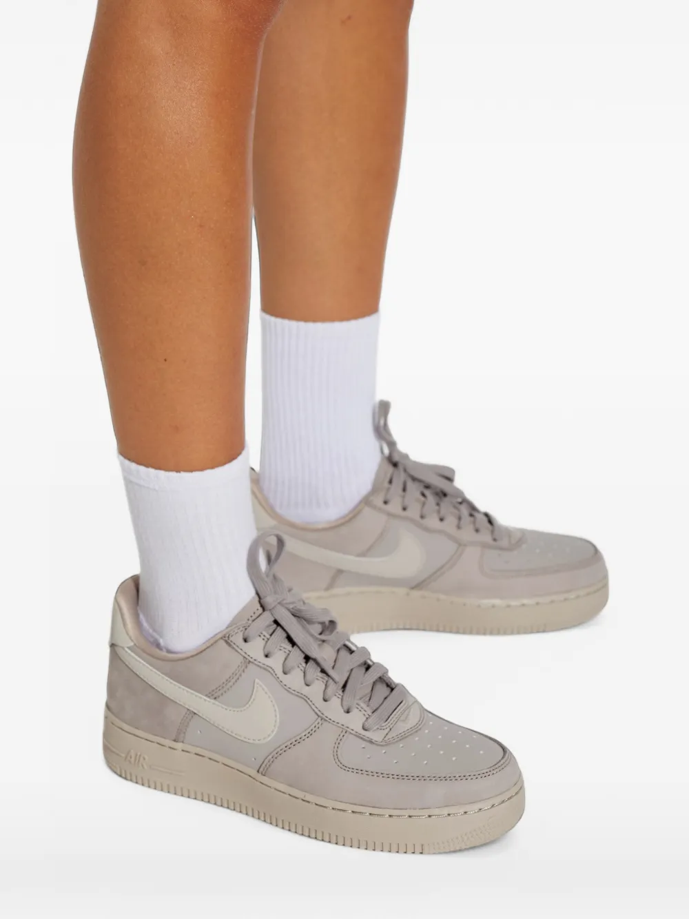 Nike Air Force 1 Retro lace-up sneakers Grijs