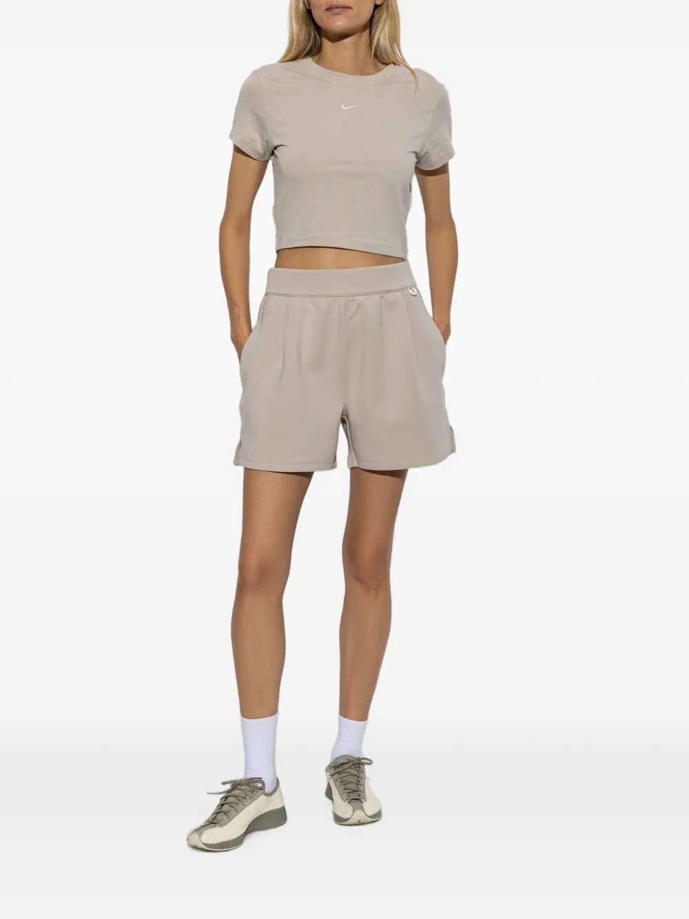 Nike Chill logo-embroidered cropped T-shirt Beige