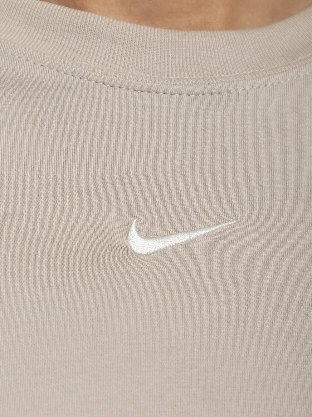 Nike Chill logo-embroidered cropped T-shirt Beige