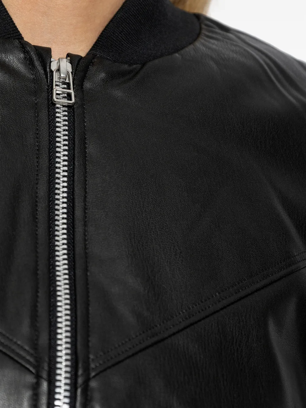Nike logo-embossed bomber jacket Zwart