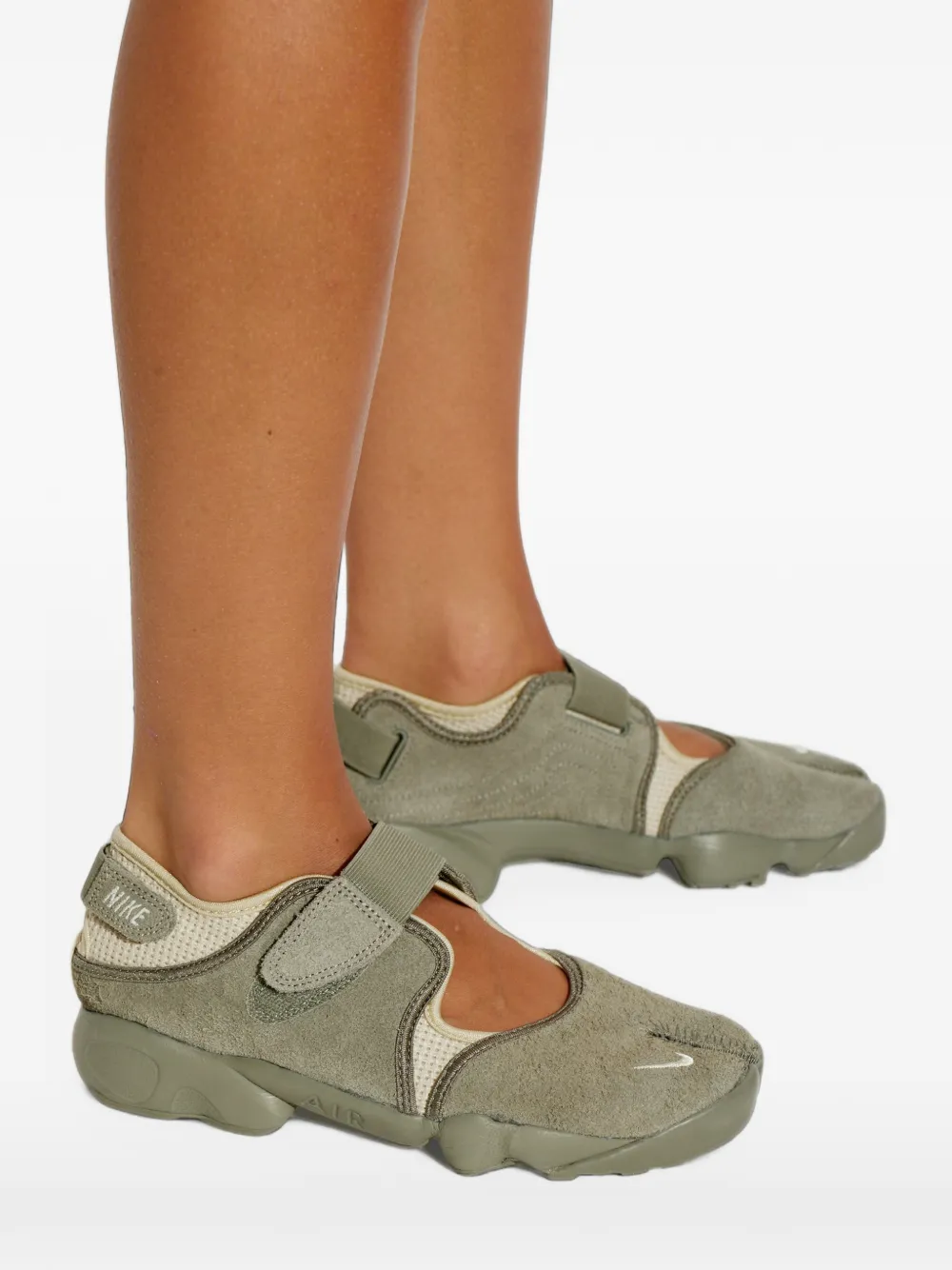 Nike Air Rift split-toe low-top sneakers Groen