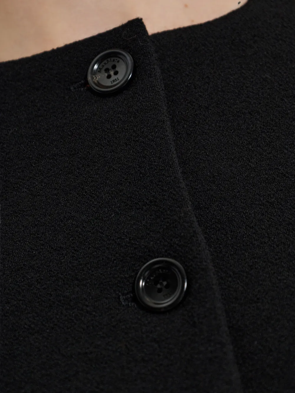 Max Mara Jack met pofmouwen en knopen Zwart