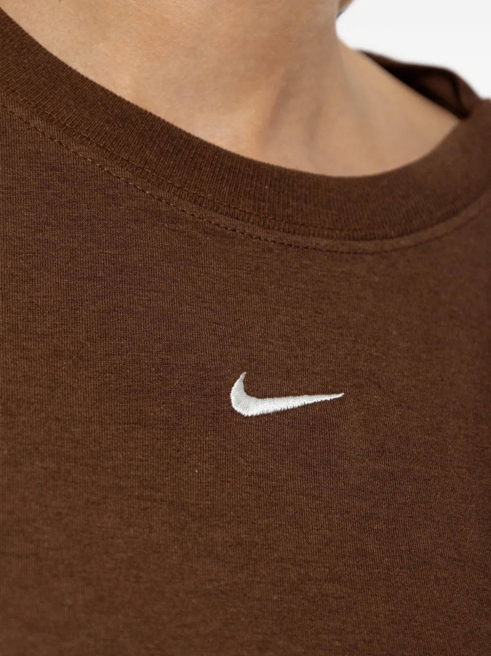 Nike logo-embroidered T-shirt Bruin