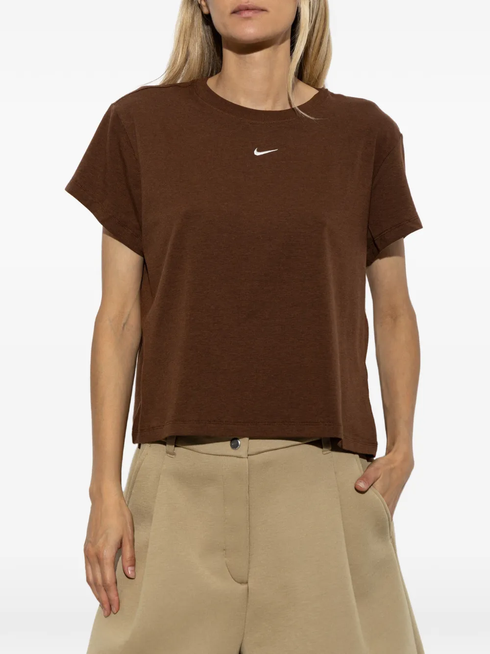 Nike logo-embroidered T-shirt Bruin