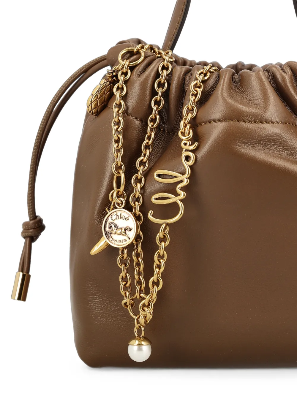 Chloé Icons mini-schoudertas met ketting van zacht leer Bruin