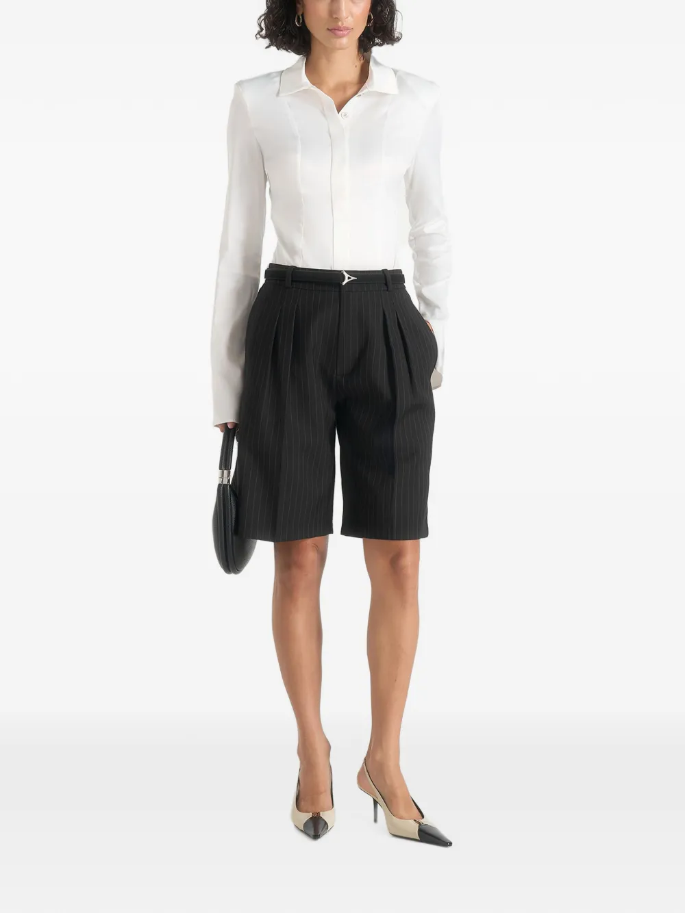 Manière De Voir Lorette geplooide shorts met krijtstreep Zwart