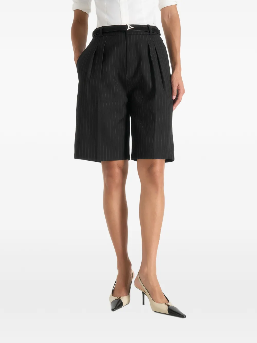 Manière De Voir Lorette - pinstripe twin pleat tailored shorts - black