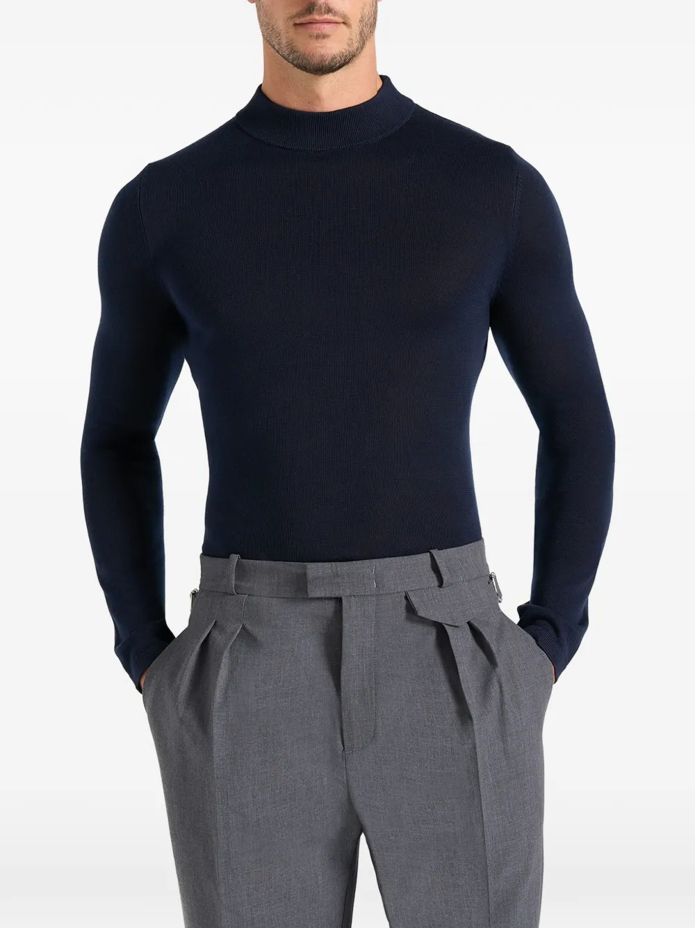 Manière De Voir Maglione KW003 blu navy aderente in misto lana con collo a lupetto