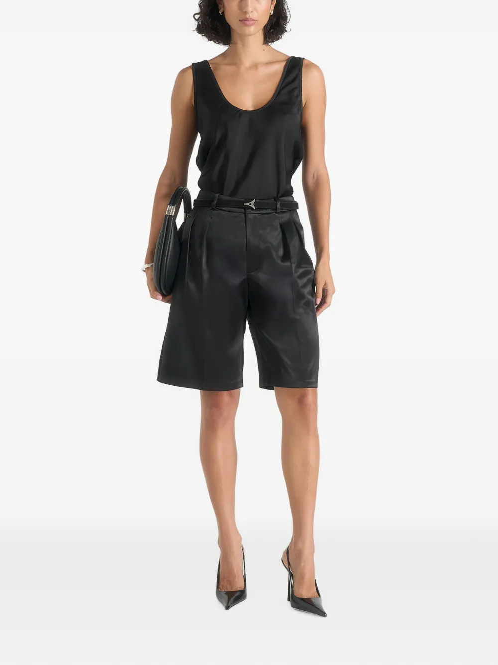 Manière De Voir Lorette satijnen shorts met plooien Zwart