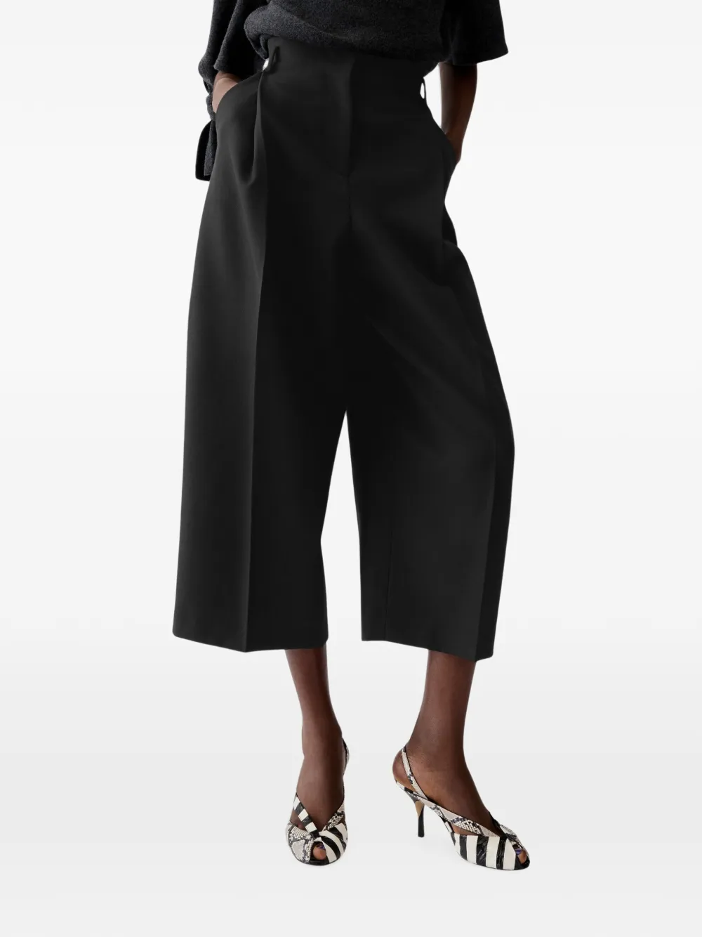 Jacquemus The Miami Trousers in Black, view 2