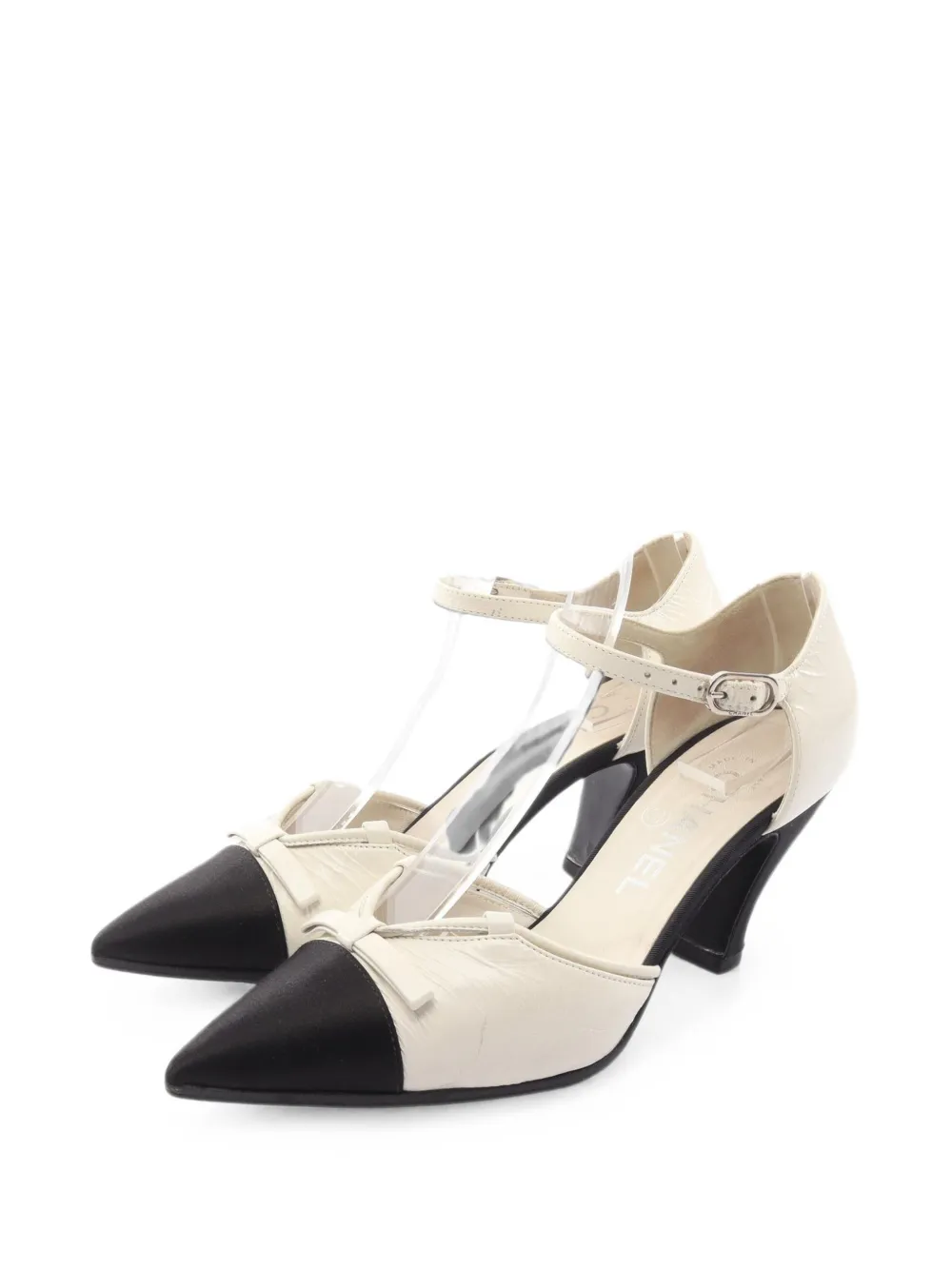 CHANEL Pre-Owned 1986-1988 pointed-toe ribbon pumps - Nude