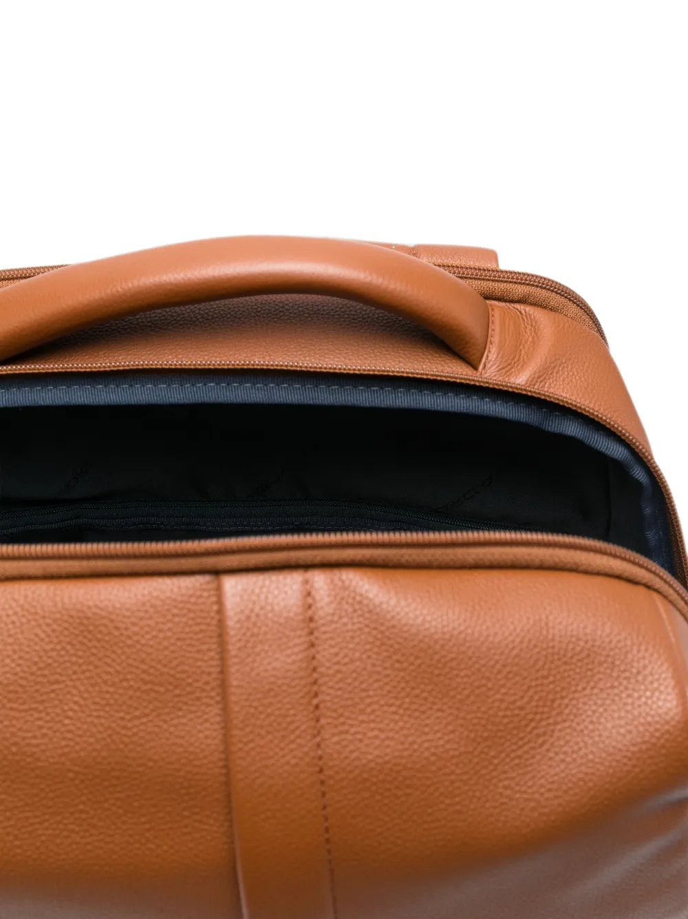 PIQUADRO logo-plaque pebbled backpack Bruin
