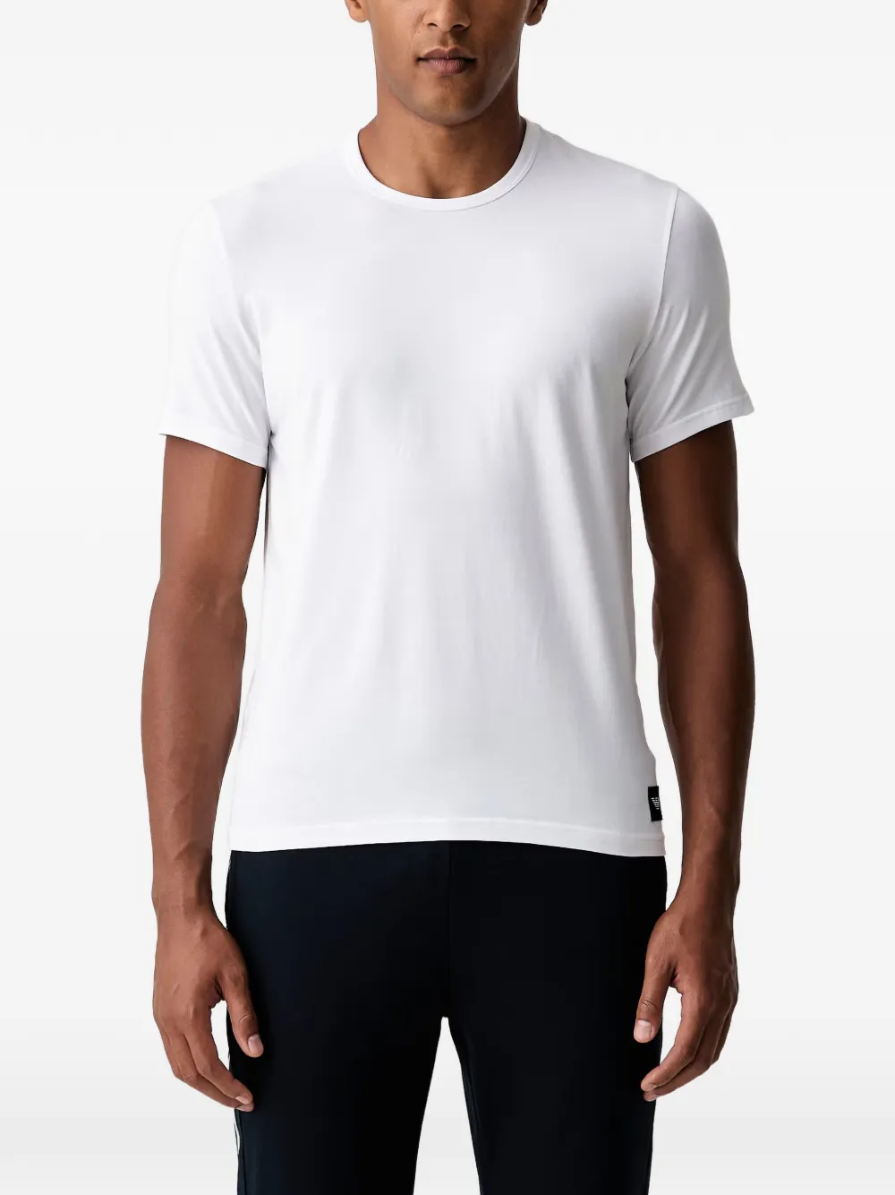 Emporio Armani lot de deux t-shirts à patch logo - Blanc Emporio Armani lot de deux t-shirts à patch logo - Blanc