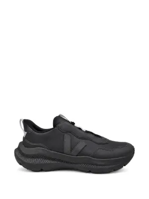 OUR LEGACY Klove ローカット スニーカー | ブラック | FARFETCH JP