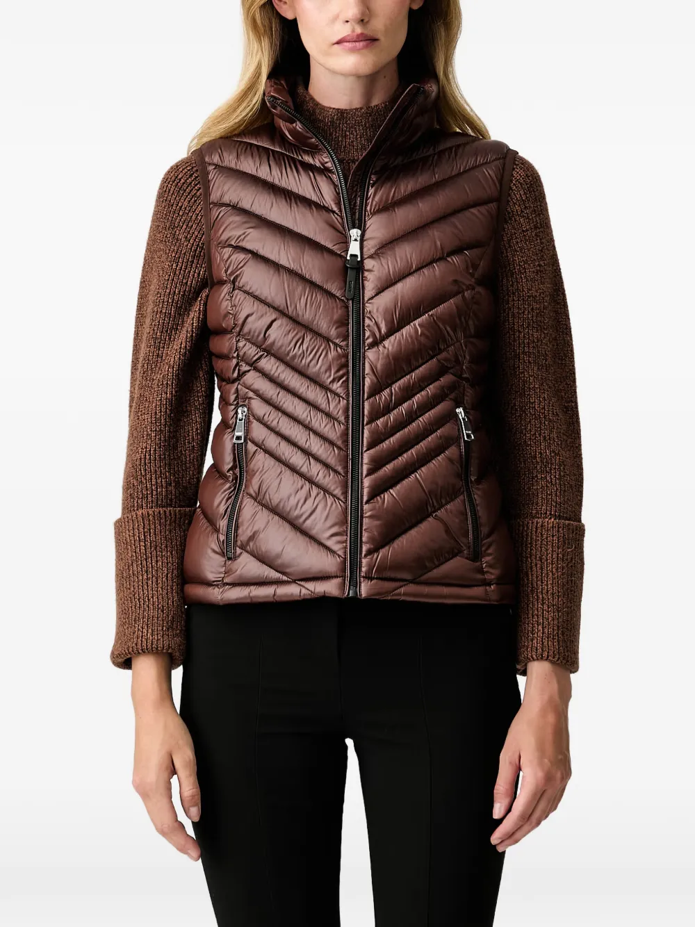 DKNY chevron-quilted gilet - Braun