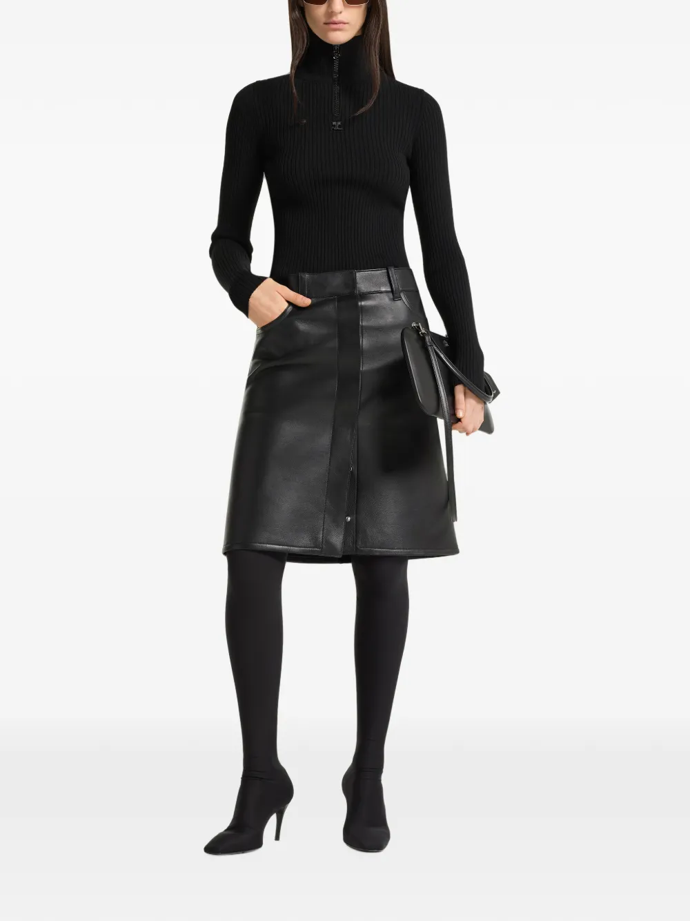 Courrèges logo-appliqué ribbed-knit sweater Zwart