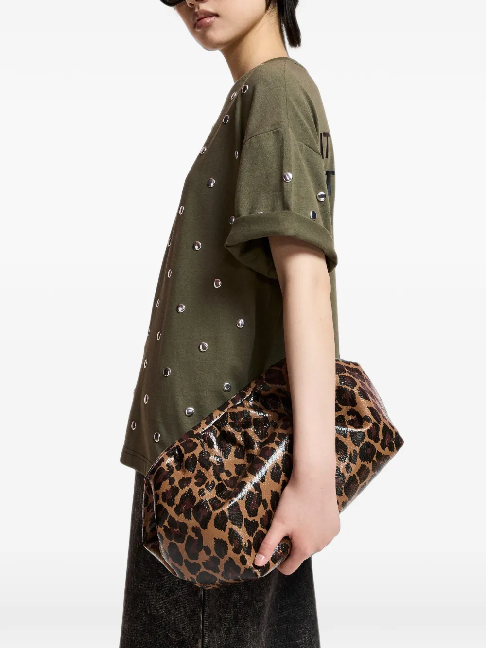 Essentiel Antwerp Kennie clutch met luipaardprint Bruin