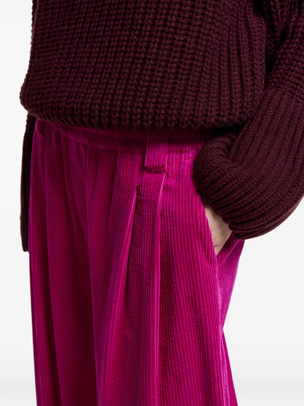 Essentiel Antwerp Ribfluwelen plooibroek Roze