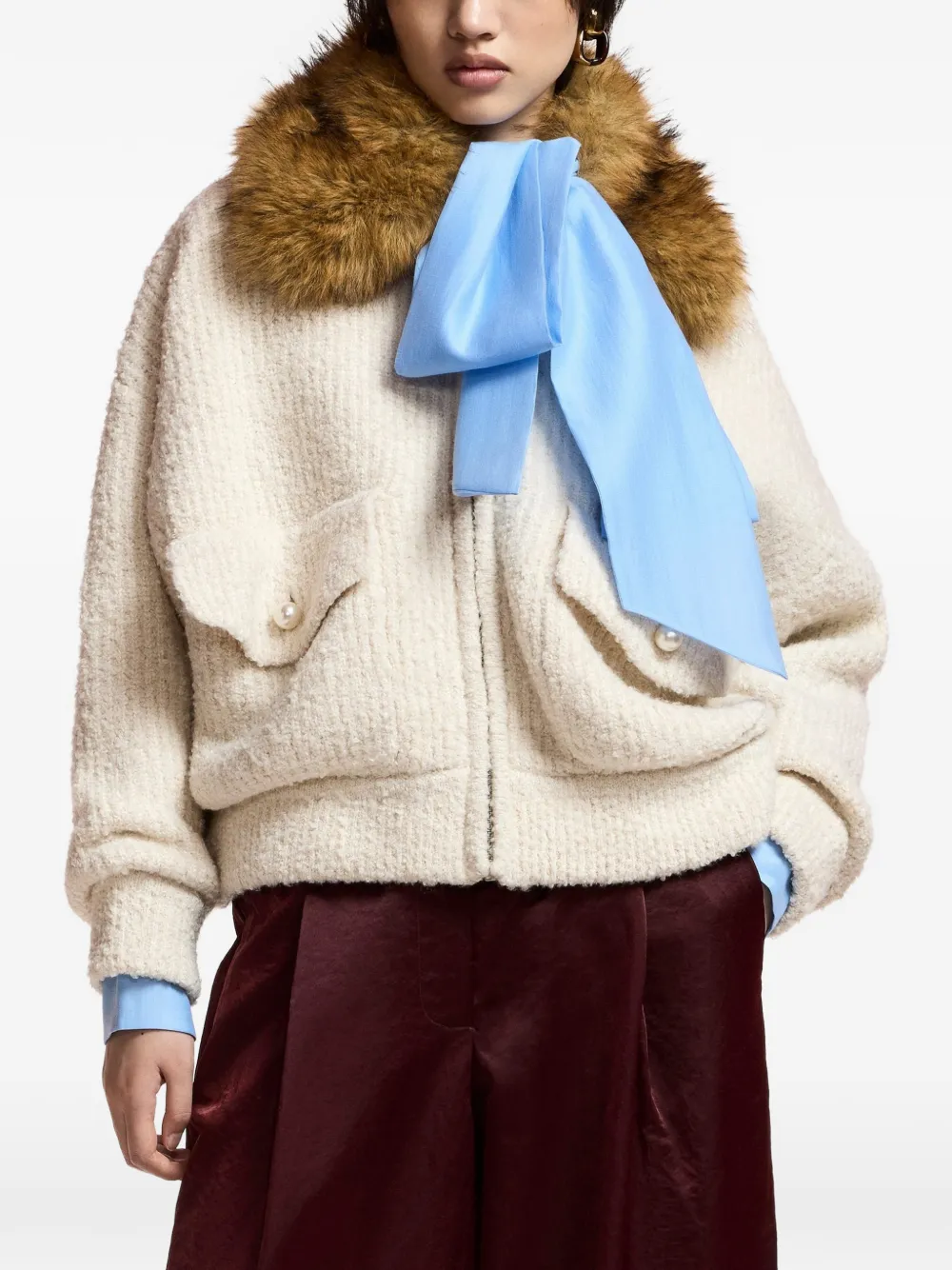Essentiel Antwerp Canada bouclé vest met kraag van imitatiebont Beige
